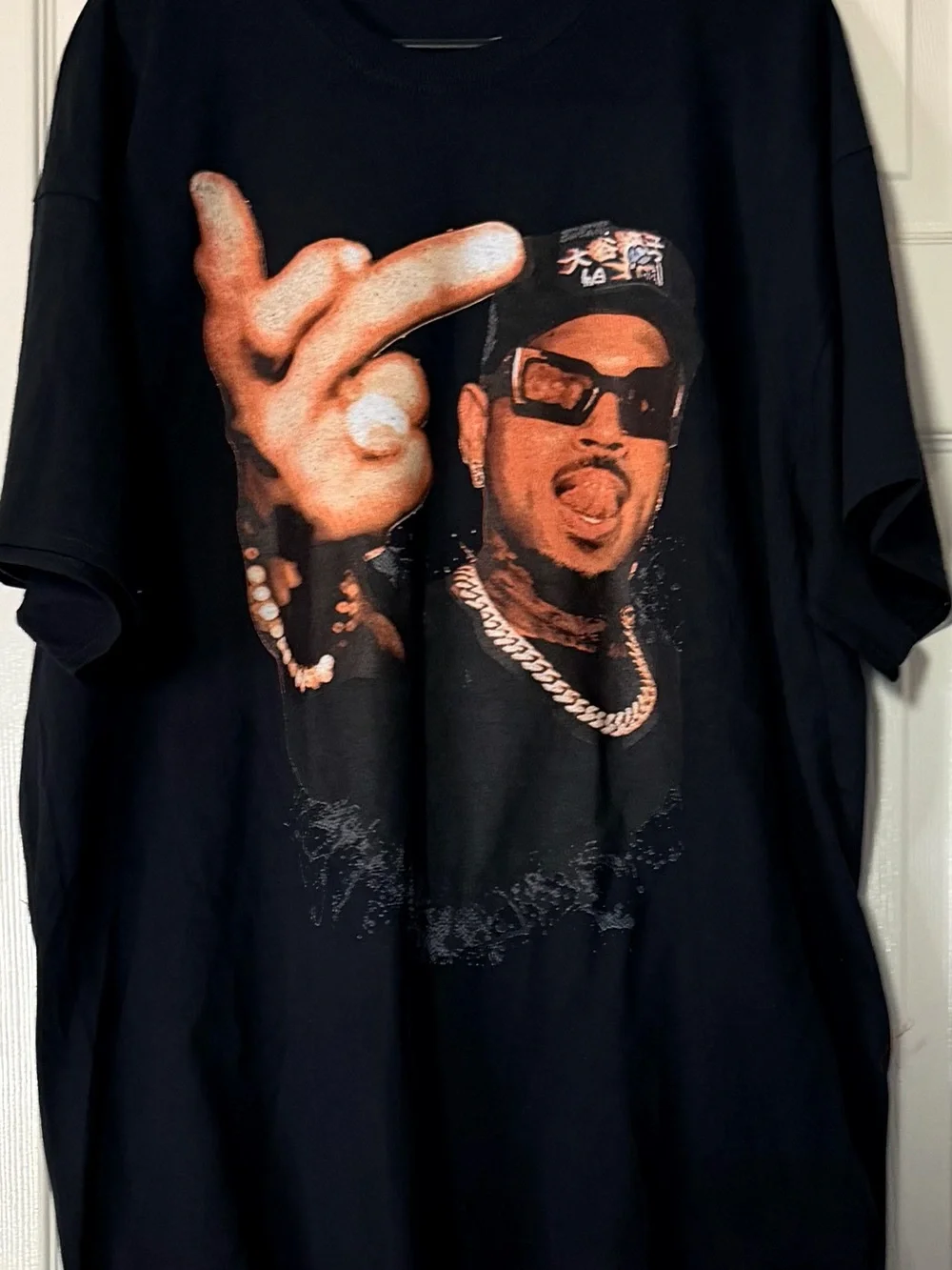 Black Graphic Men's Short-Sleeve T-Shirt - Black Chris Brown